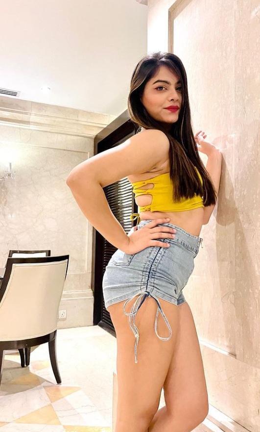 Fazilpur Jharsa call girl service